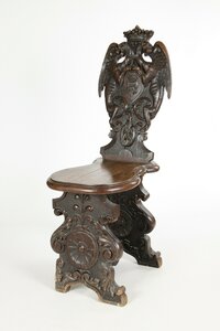Neobarokk faragott támlájú szék (scabello)